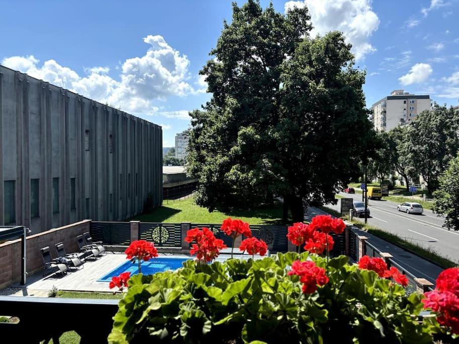Vila Moste 2 - Free Parking & Pool, Ev Station Λιουμπλιάνα Εξωτερικό φωτογραφία