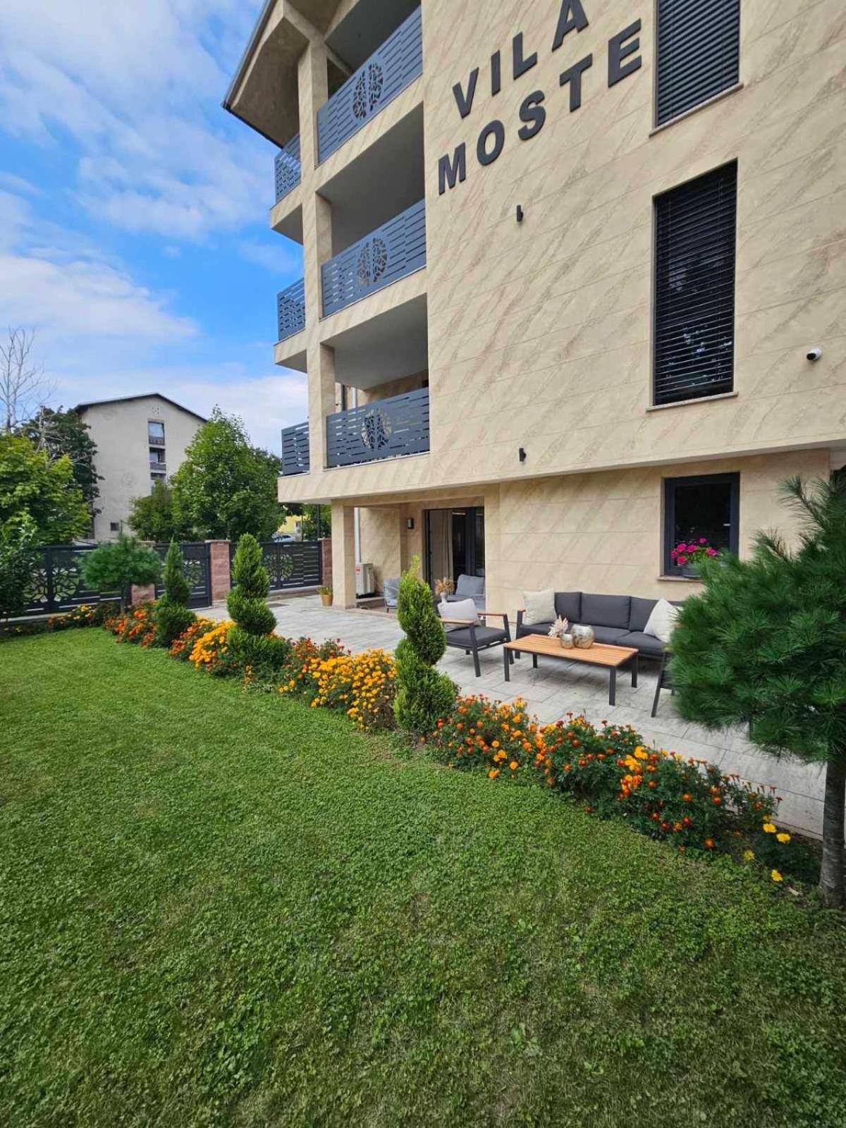 Vila Moste 2 - Free Parking & Pool, Ev Station Λιουμπλιάνα Εξωτερικό φωτογραφία