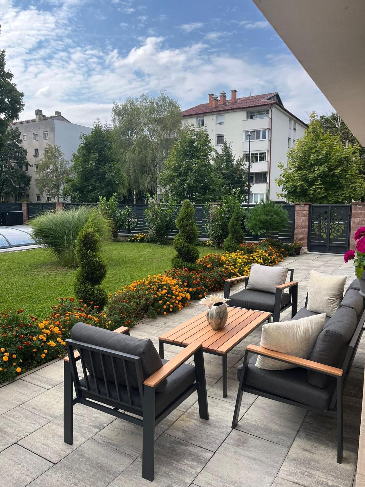 Vila Moste 2 - Free Parking & Pool, Ev Station Λιουμπλιάνα Εξωτερικό φωτογραφία